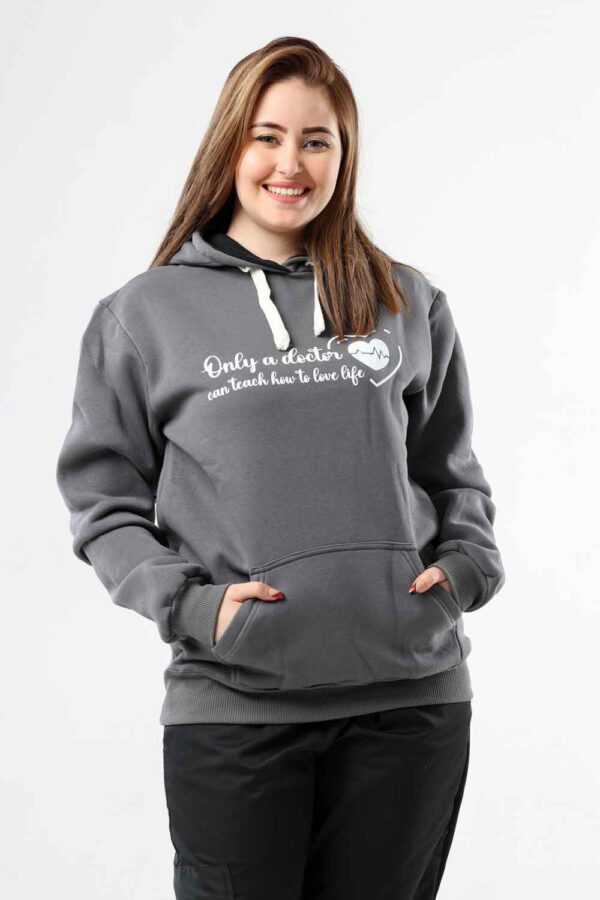 hoodies-only-a-doctor-en-gris